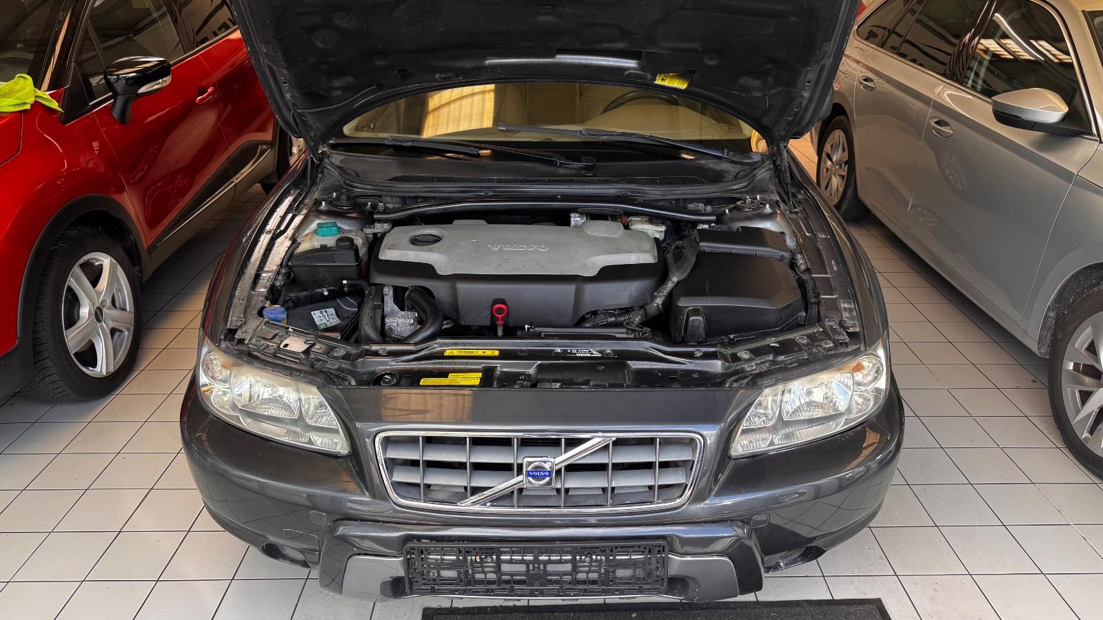 Volvo XC70 2006 — photo 23