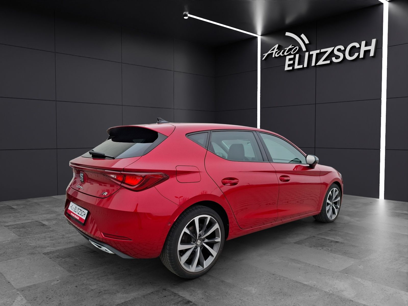 Fahrzeugabbildung SEAT Leon TSI FR LED Navi AID Beats ACC RFK SH 18"