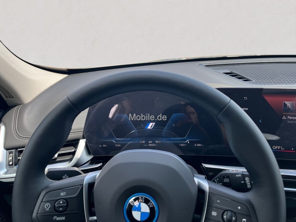 BMW iX1 - Bild 15