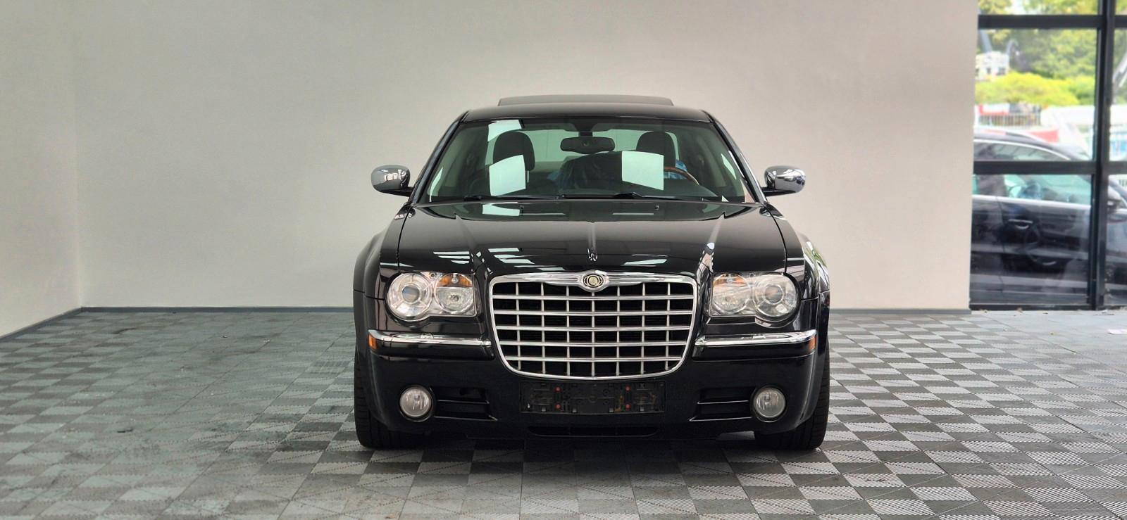 CHRYSLER 300C 5.7 V8 HEMI HISTORIQUE D'ENTRETIEN | 340 ch | BVA | TÜV