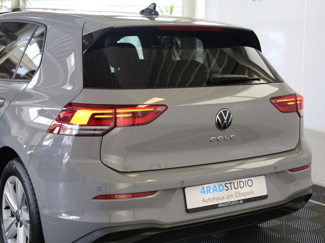 Volkswagen Golf Life 2.0TDI LED NAVIGATION PRO SHZ ACC APP