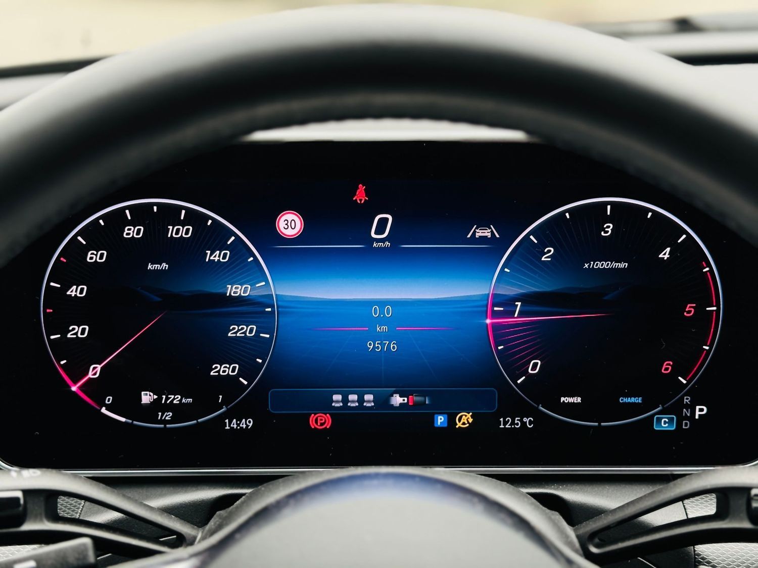 Fahrzeugabbildung Mercedes-Benz C 220 d AVANTGARDE, 360°, AHK, LED, PTS, Navi, S
