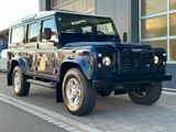 Land Rover Defender 110 Td5 9-Sitze AHK StdHzg. RESTAURIERT - Land Rover Defender: Sitze