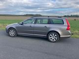Volvo V70 D5 AWD Momentum Geartronic Momentum - Volvo V70 Momentum mit Diesel-Antrieb