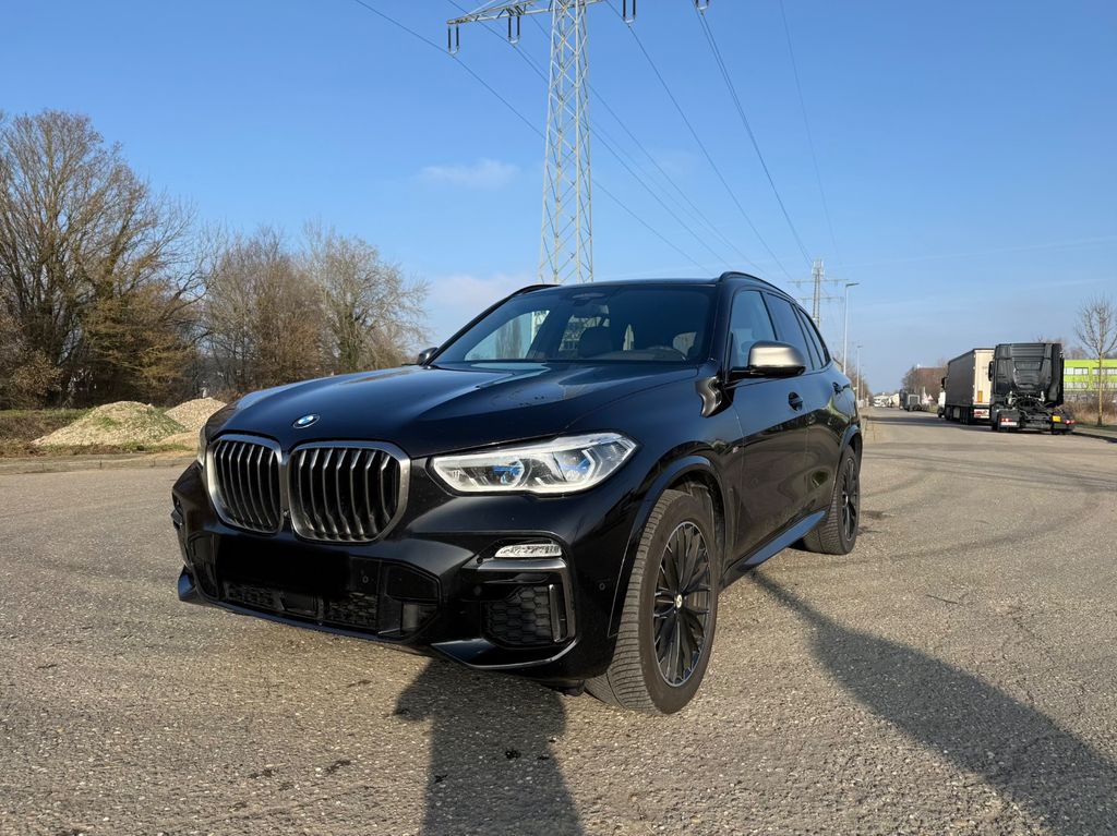BMW X5 M50