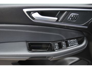 Fahrzeugabbildung Ford S-Max 1.5 Titanium+ TEMPOMAT+ KAMERA+ KEYFREE+
