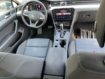 Volkswagen Passat Variant - 5