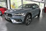 Volvo V60 Cross Country Ultimate AWD H/K Panorama LED - Volvo V60 Cross Country aus 2023