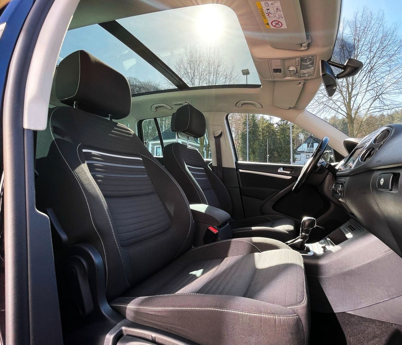 Fahrzeugabbildung Volkswagen TIGUAN 2.0TDI CUP DSG 4M NAVI DYNAUDIO CAM PANO.