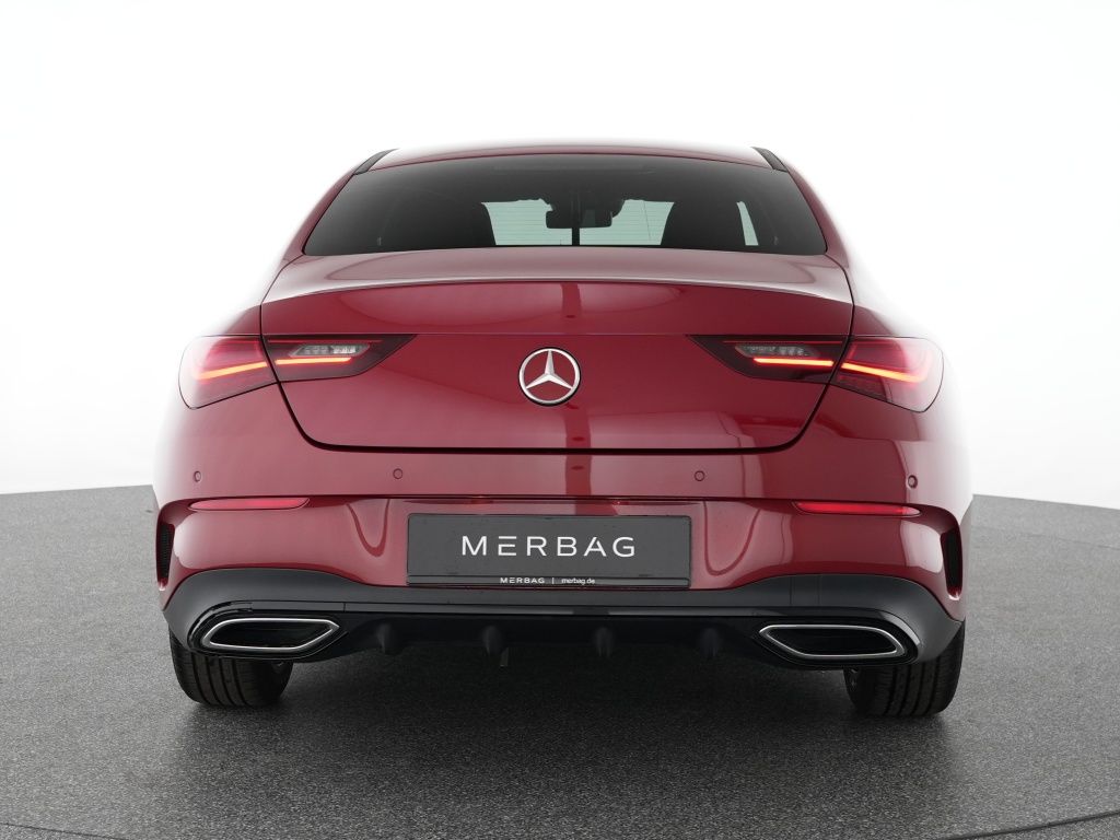 Mercedes-Benz CLA 200 d Coupé AMG Night Premium Kamera Winter foto 4