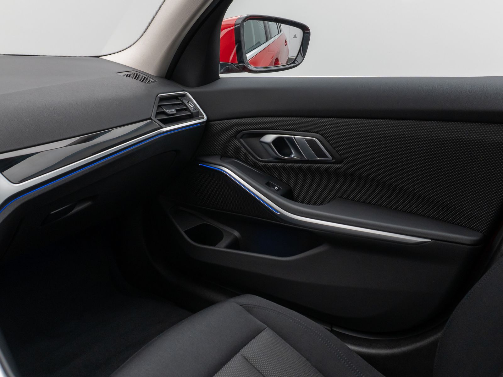 Fahrzeugabbildung BMW 320d  xD Laser DAB Fernlichtassist Komfort Alarm