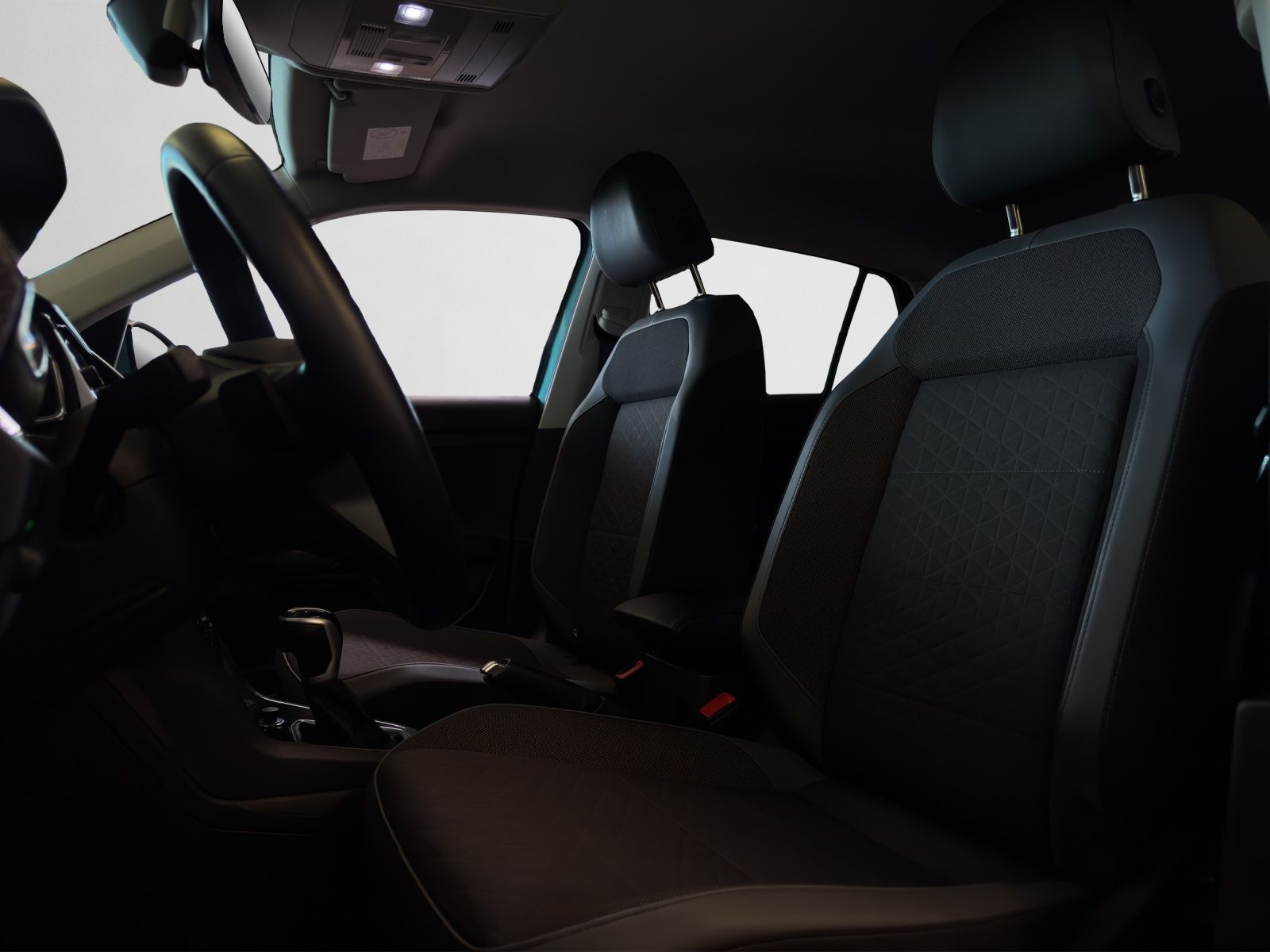 Volkswagen T-Cross - Bild 13