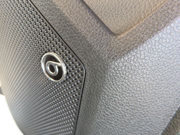 Fotografie des Seat Arona FR Beats Fast Lane 1.0 81kw DSG AHK Navi