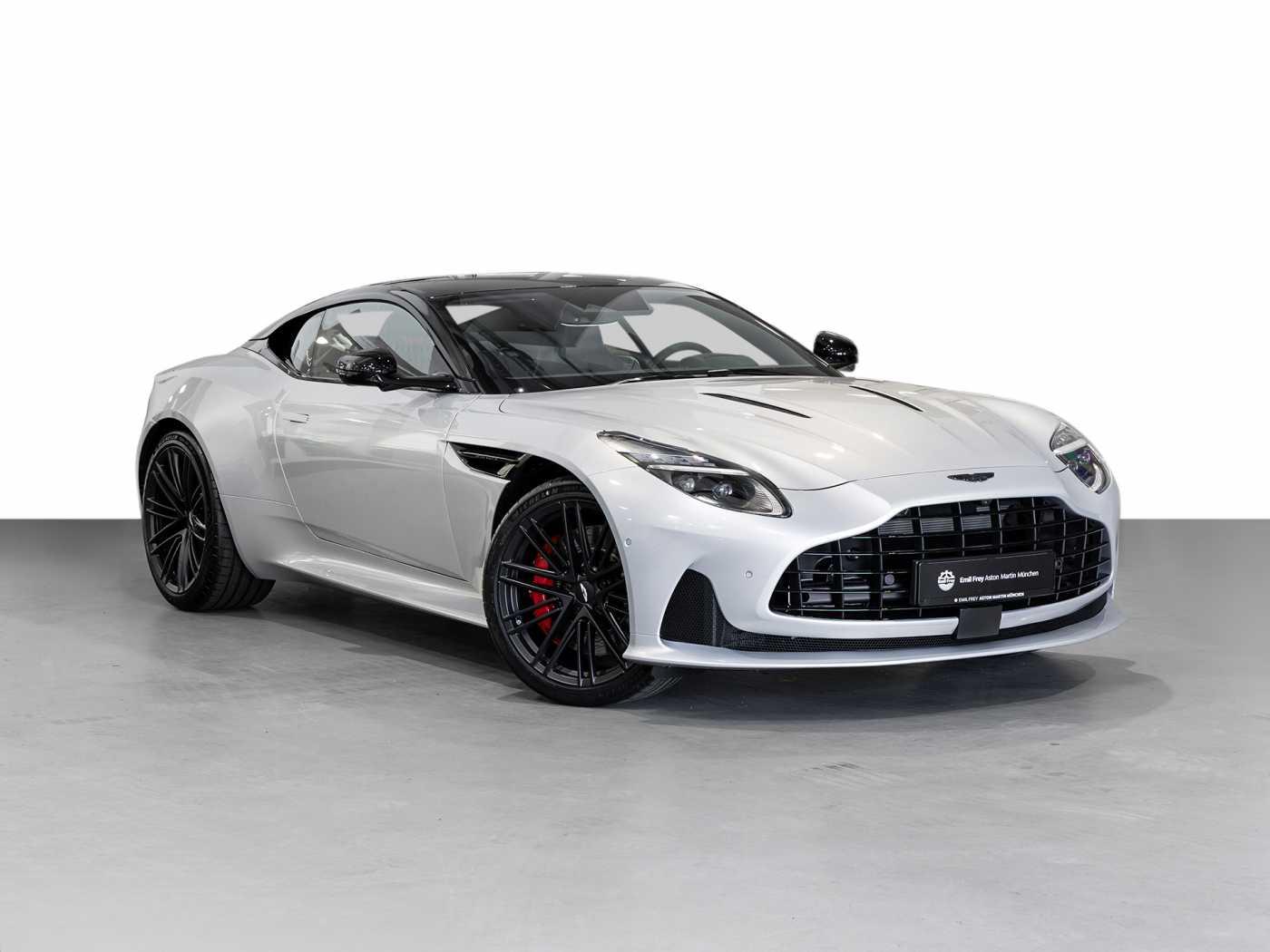 Aston Martin DB12
