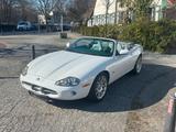 Jaguar XK8 Cabrio 4.0 deutsches Fahrzeug 2... - Jaguar XK8 in Berlin