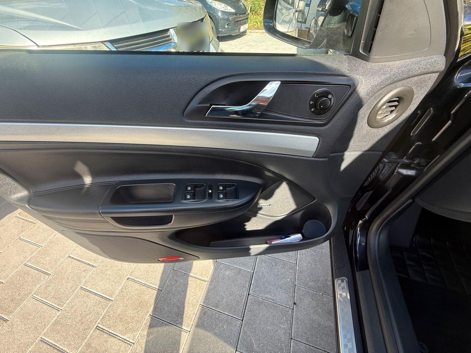 Skoda Octavia 2011 — photo 14