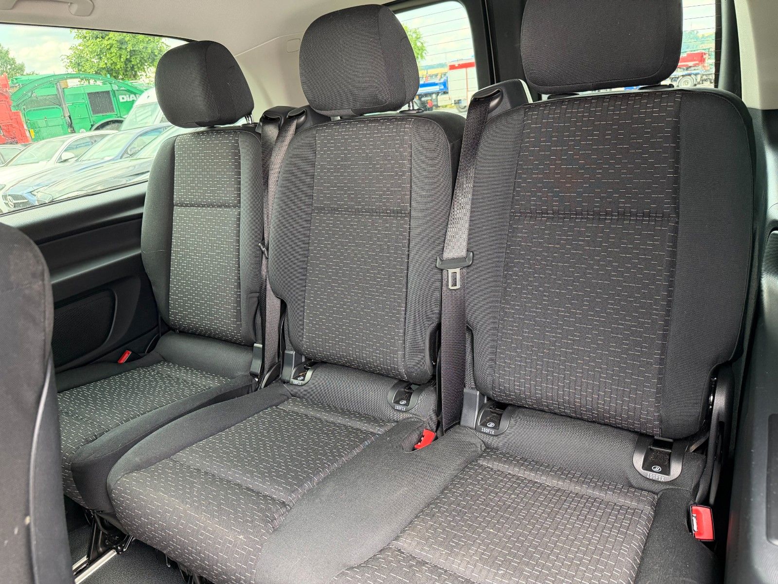 Fahrzeugabbildung Mercedes-Benz Vito 116 CDI Tourer 4x4 2xKlima AHK2,5to Stdheiz