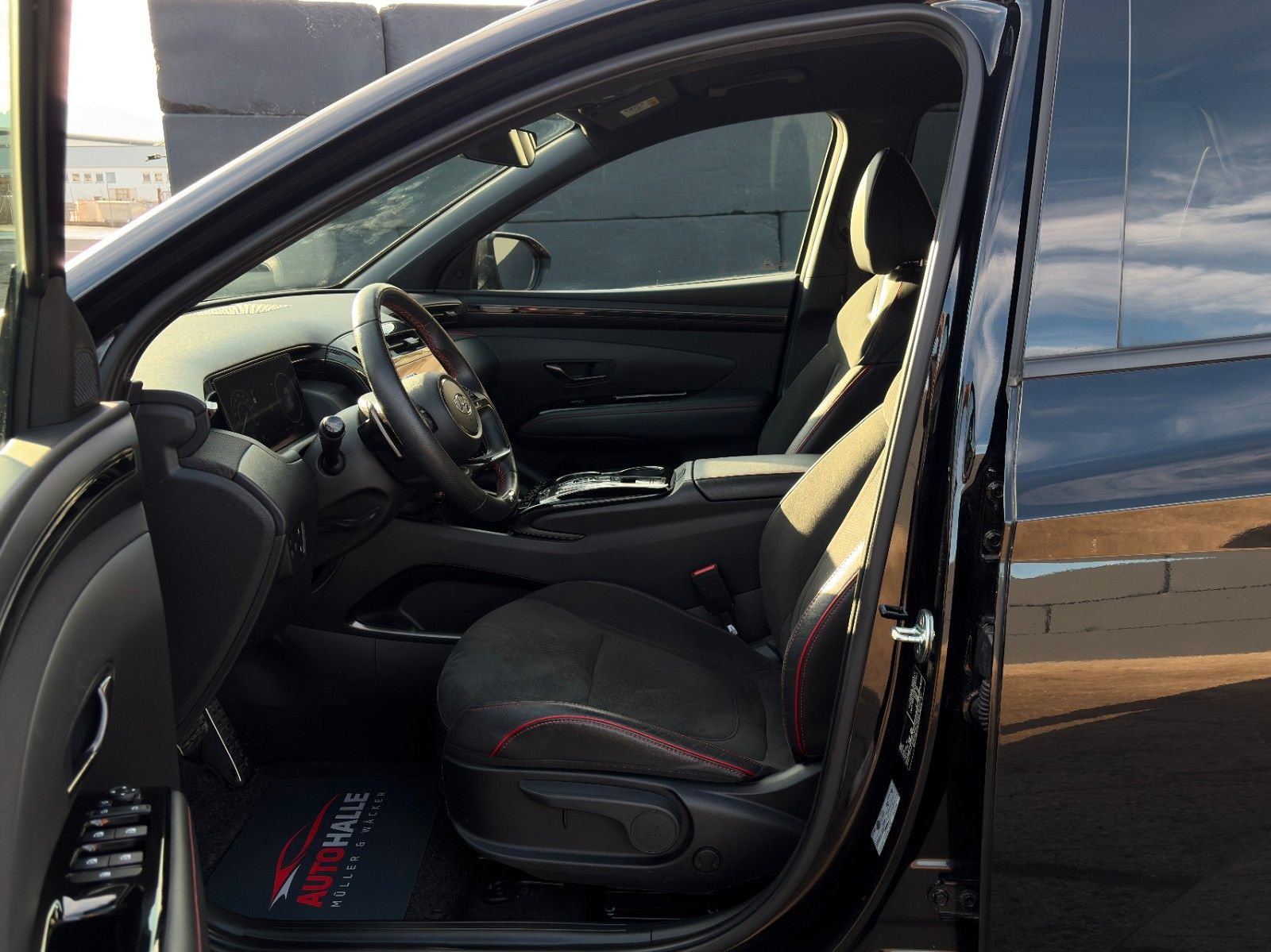 Fahrzeugabbildung Hyundai Tucson 1.6 GDI N-Line PHEV 4WD Kamera AHK ACC