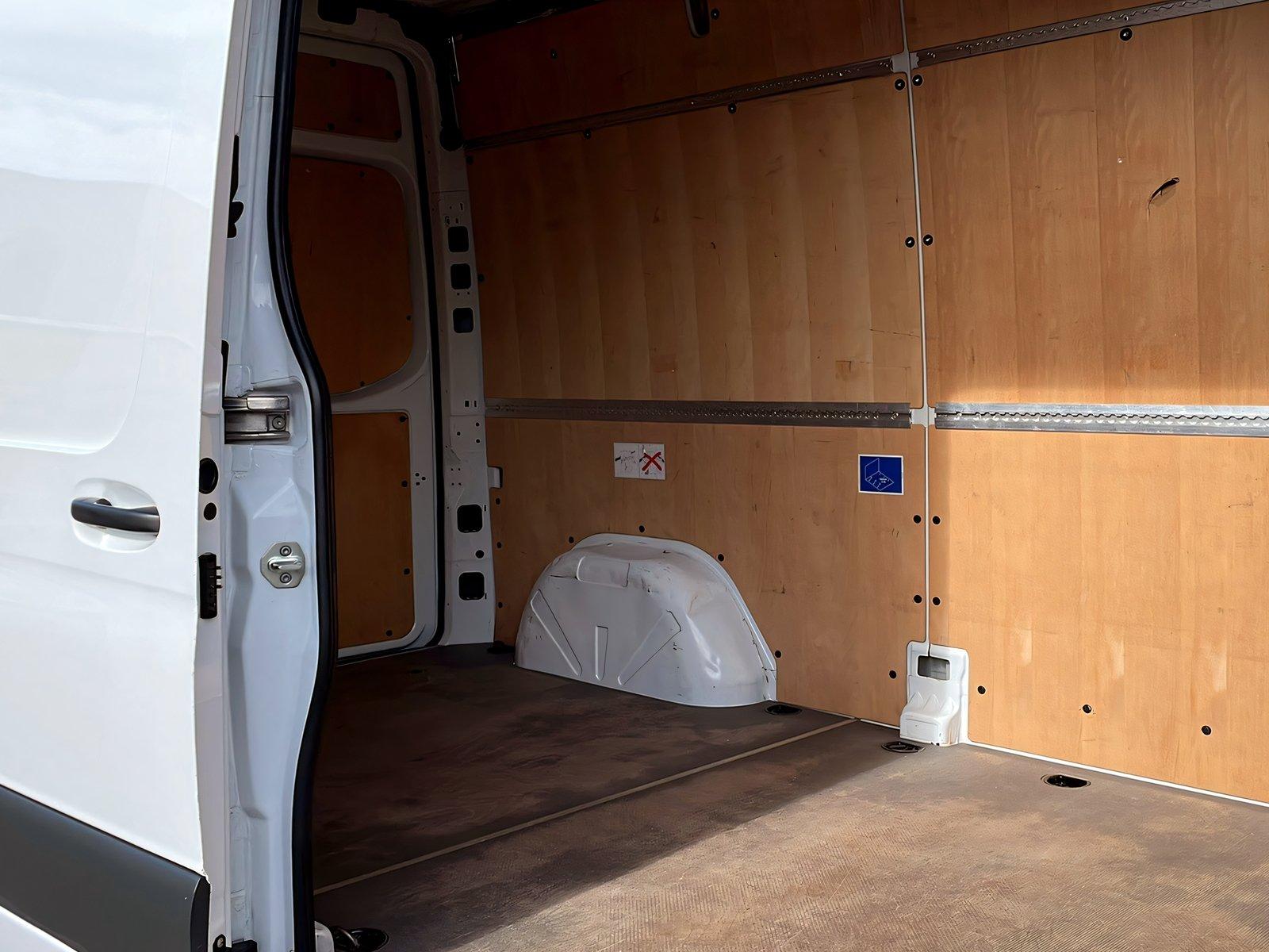 Mercedes-Benz eSprinter Kastenwagen 312 L2H2 Kamera+Klima+SHz