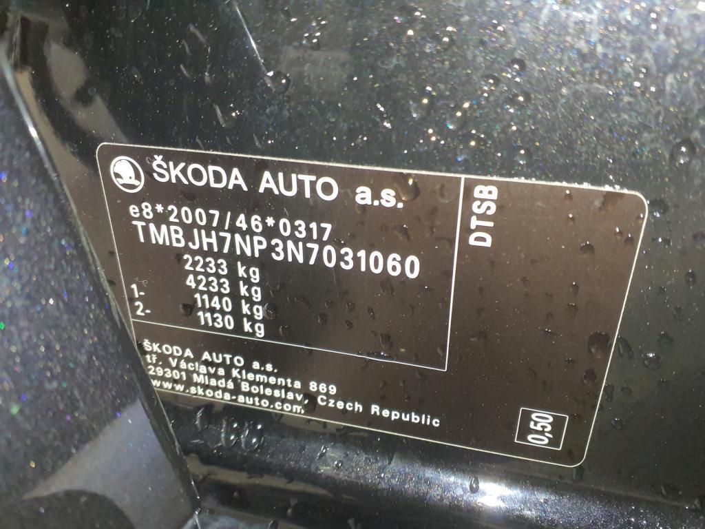 Skoda Superb Combi Sportline 2.0 TDI AHK*Pano*Tempo*SH