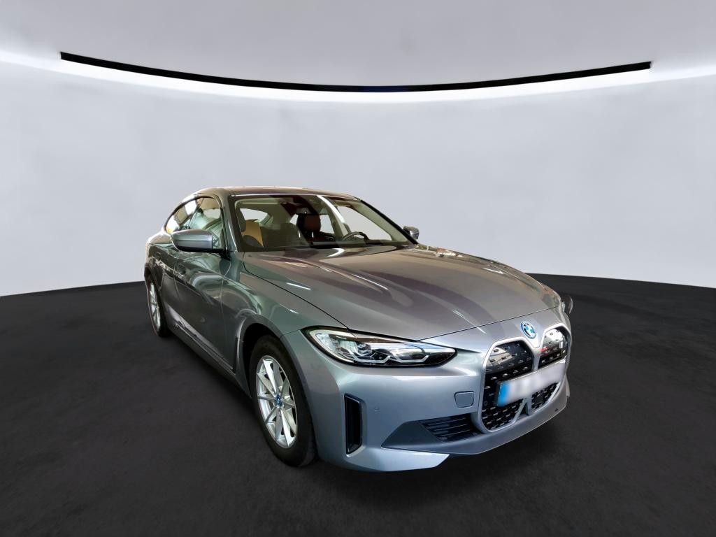 Image of BMW i4