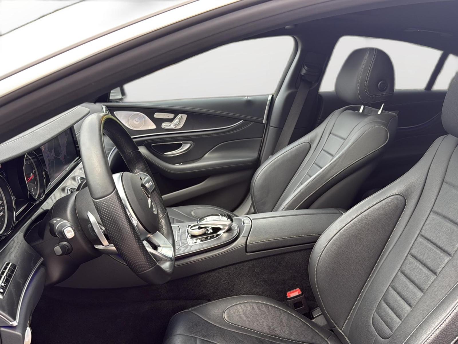 Mercedes-Benz CLS 300 d AMG LINE*15M JUNGE STERNE*AHK*360°*SD*