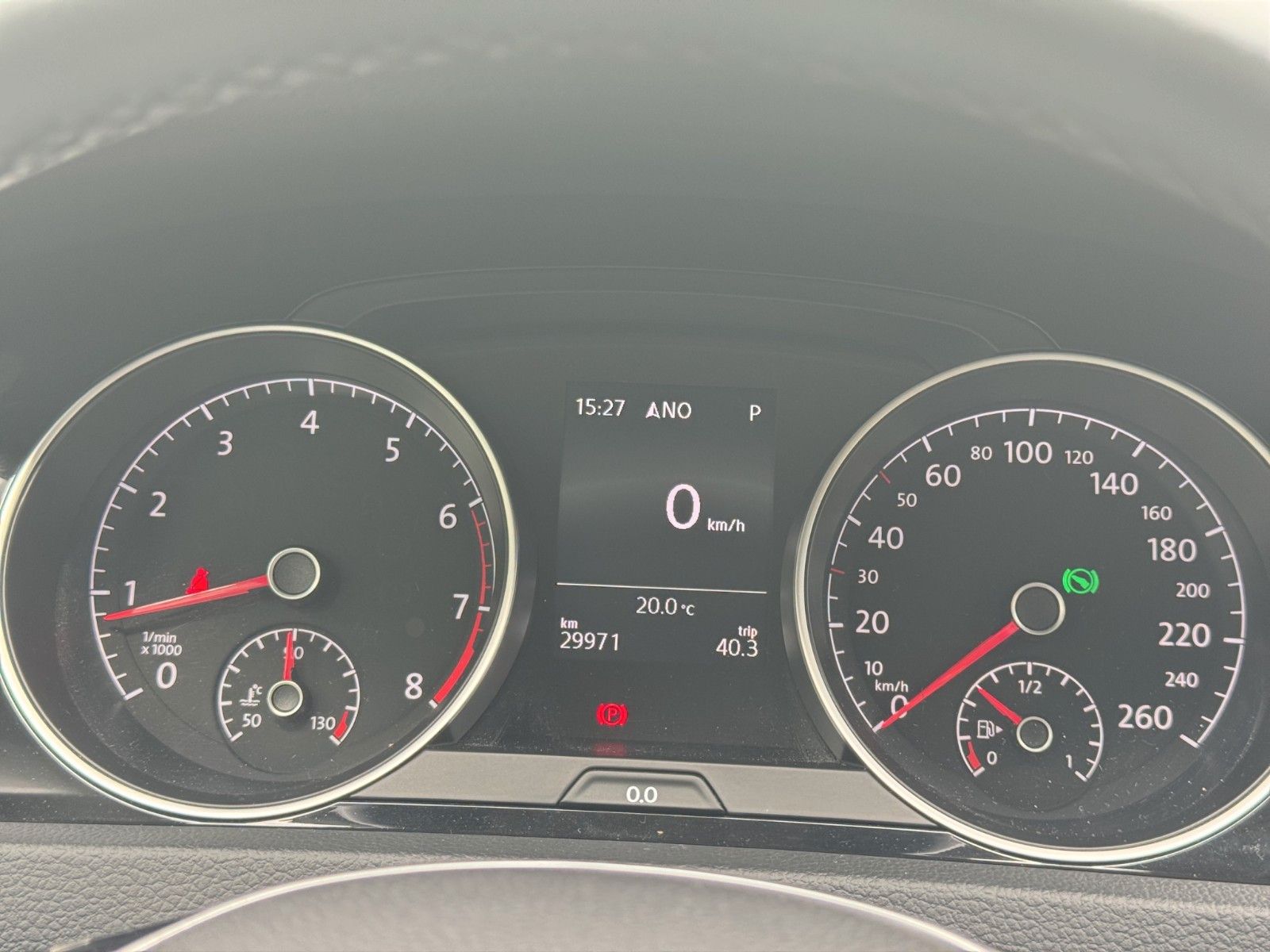Fahrzeugabbildung Volkswagen Golf VII Lim. Highline BMT Automatik/Navi/Kamara