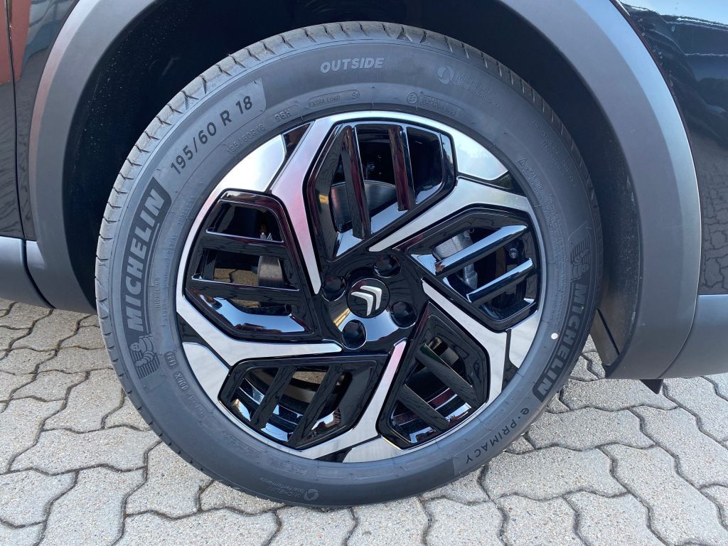 Fahrzeugabbildung Citroën C4 PureTech 130 S&S EAT8 MAX *Kälte-Paket*