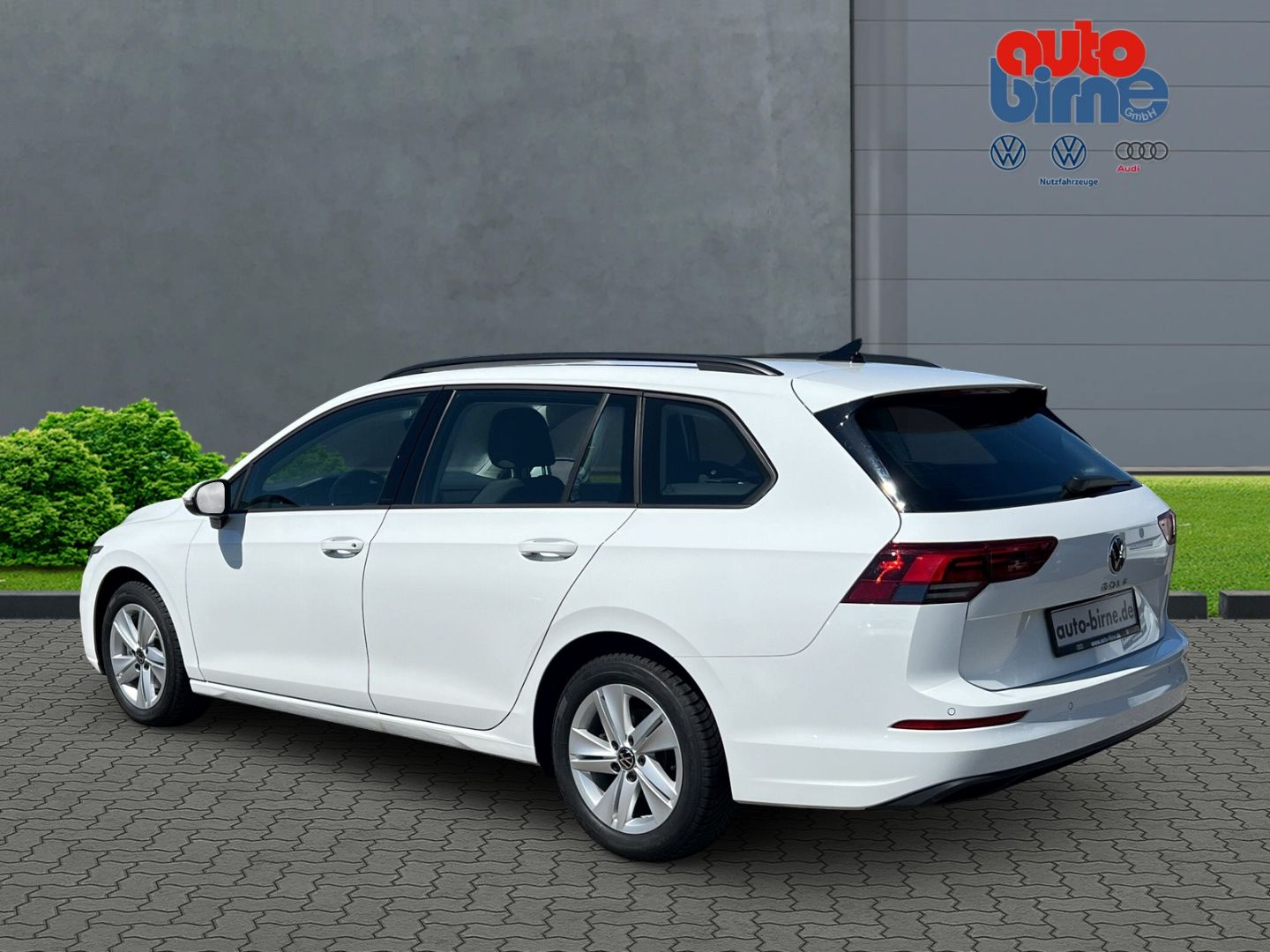 Golf VIII 2.0 TDI Life (EURO 6d) AHK-klappbar Na