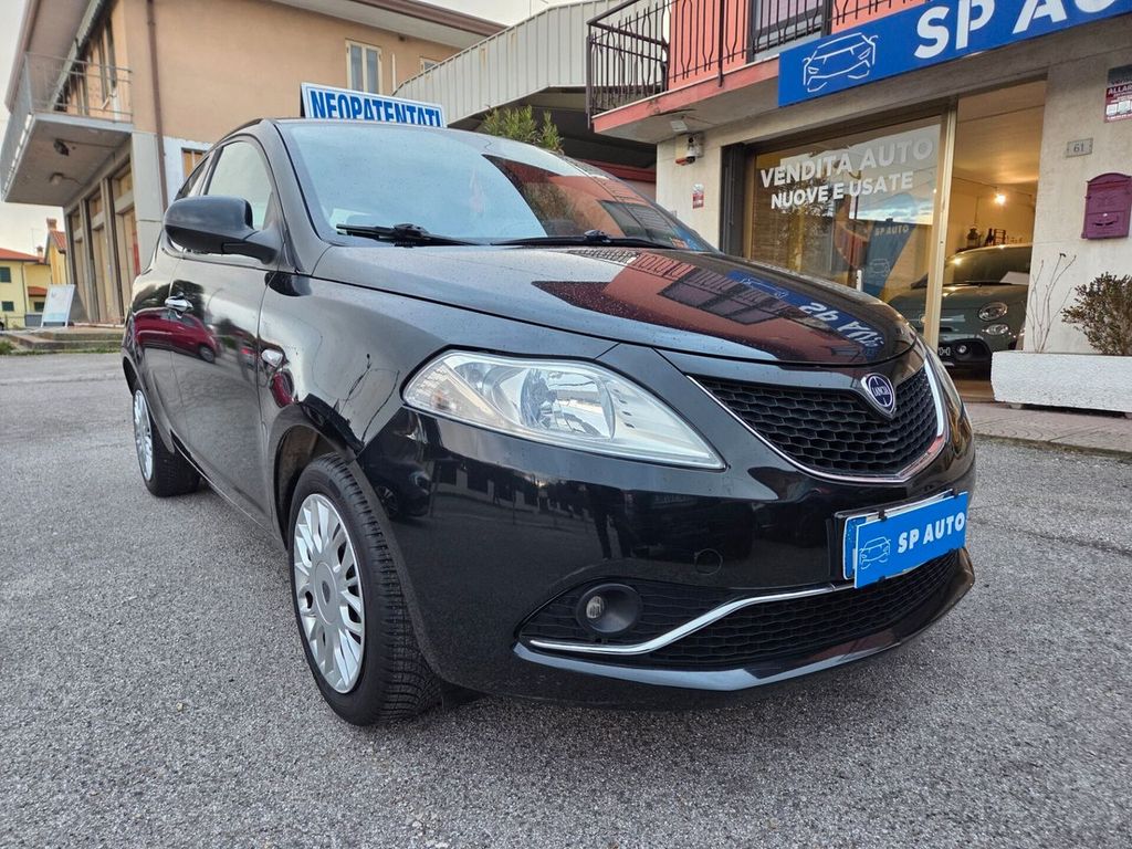 Image of Lancia Ypsilon