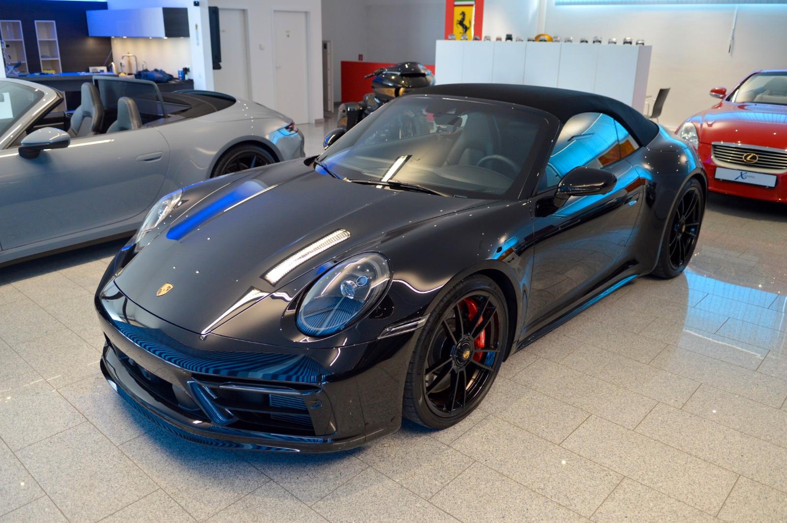 Porsche 992 Carrera 4 GTS Cabrio / 1. Hd / Approved