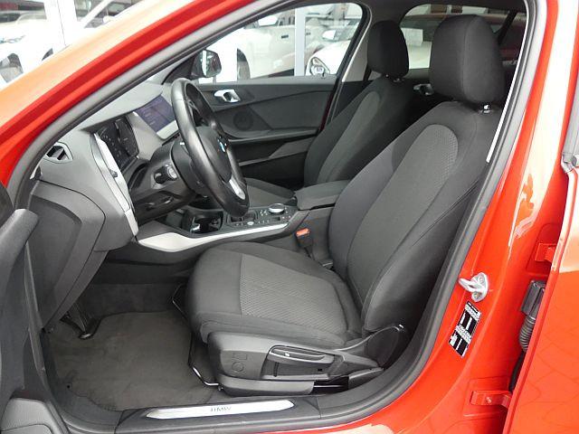 BMW 118 i Advant. NAVI°LED-Sw°Parkass.+Rfcam°2xSpur, миниатюра 9