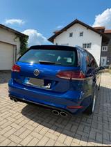 Volkswagen Golf 2.0 TSI OPF DSG 4MOTION R Variant R - Volkswagen Golf: Blau, Variant Motion
