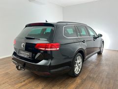 VW Passat Variant / MASSAGE/ ACC / GARANTIE / AHK /