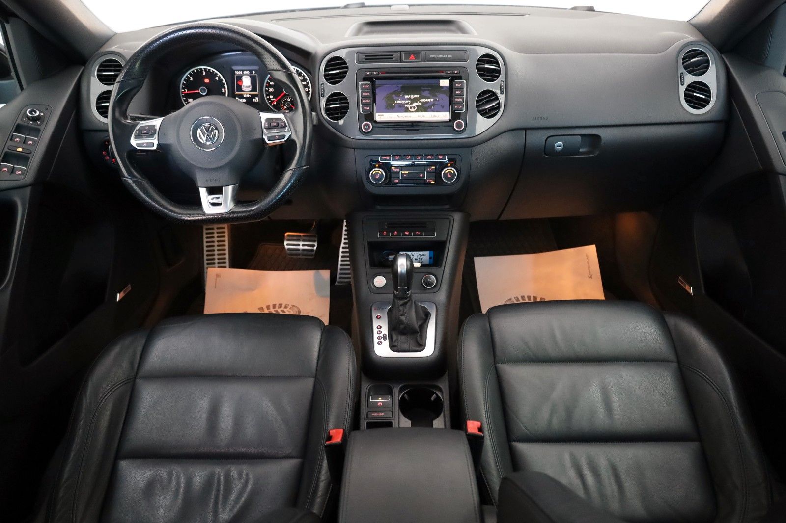 Fahrzeugabbildung Volkswagen Tiguan R Line 4M Leder,Navi,Xenon,Panorama