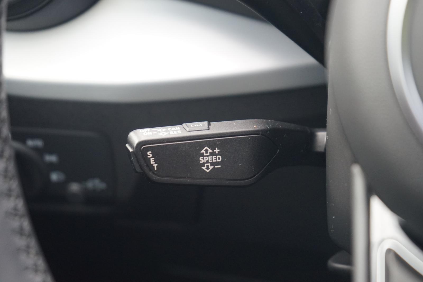 Audi Q2 35 1.5 TFSI advanced LED Navi Tempomat Leder, миниатюра 18