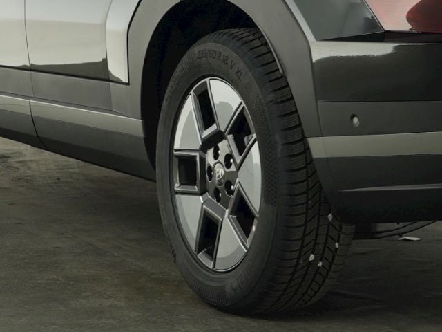 SANTA FE HEV INTRO 4WD AT+VOLL LED+360 GRAD KAME