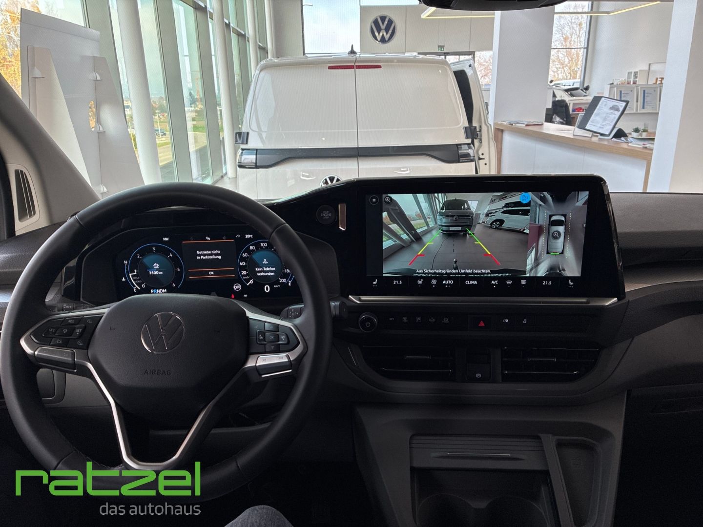 Fahrzeugabbildung Volkswagen Caravelle PanAmericana 4MO KR StandHZG AHK+Pano