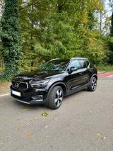 Volvo XC40 T4 AWD Momentum Pro Geartronic Momentum Pro - Volvo Gebrauchtwagen in Duisburg