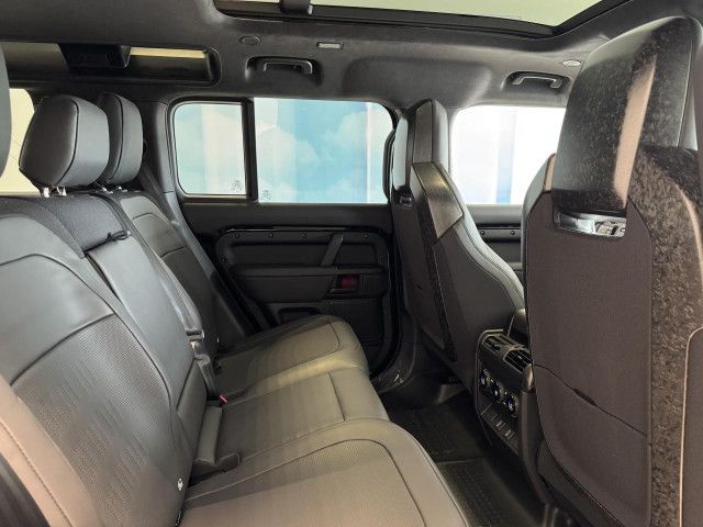 Land Rover Defender 110 P635 OCTA Black MY26 Bluetooth Navi foto 14