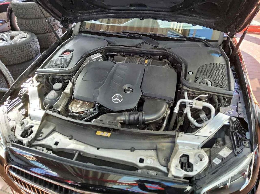 Fahrzeugabbildung Mercedes-Benz E 220d 9G LED/NAVI/SHZ/VIRTU/RFK/AHK