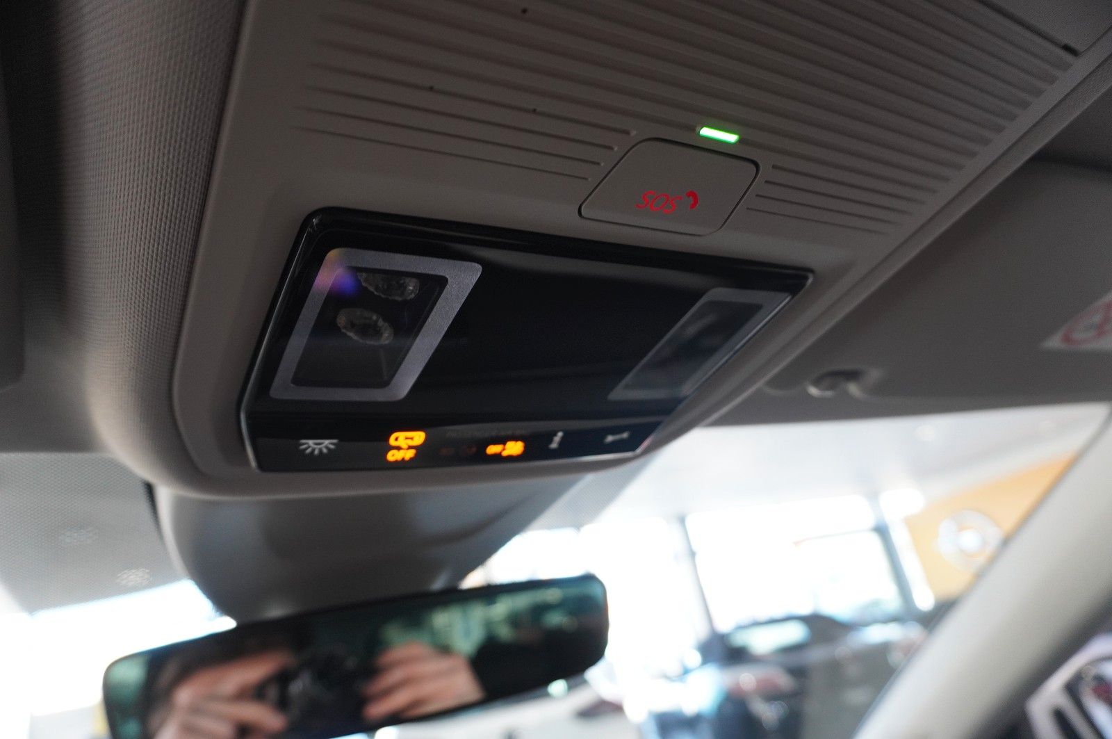 Fahrzeugabbildung SKODA Octavia COMBI 2.0D STYLE NAVI/LED/VIRTU./SHZ/DAB