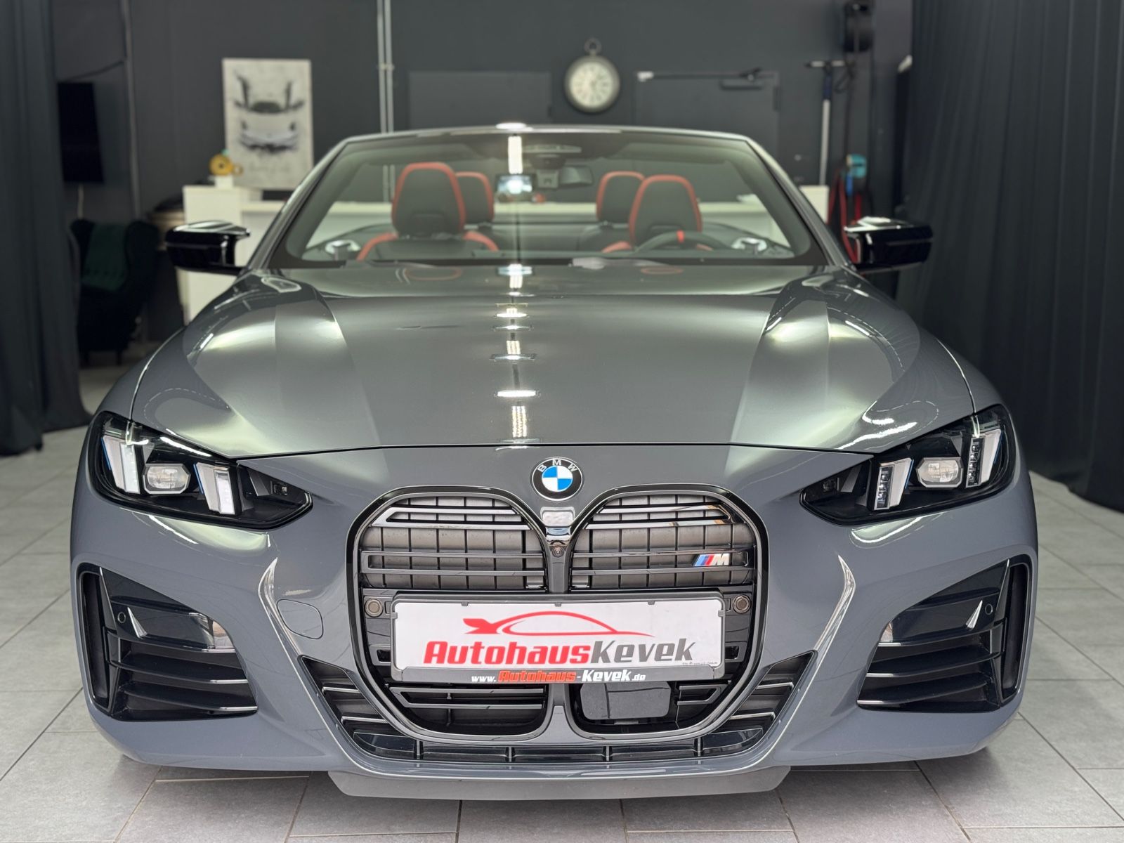 Fahrzeugabbildung BMW M440i Cabrio xDrive|INDIVIDUAL|H&K|LEDER|FACELIF