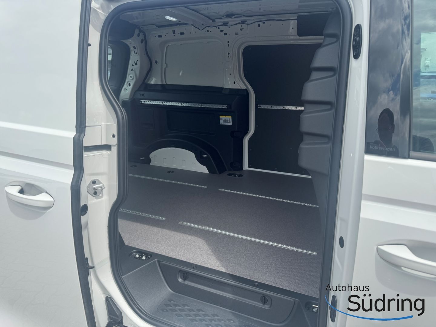 ID. Buzz Cargo Automatik 77kWh AHK Navi LED ACC