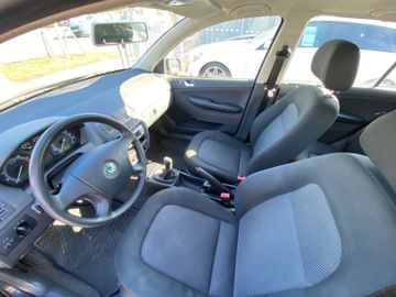 Fahrzeugabbildung SKODA Fabia 1.2 Combi*Klimaanlage*5-türig*ABS*AHK*