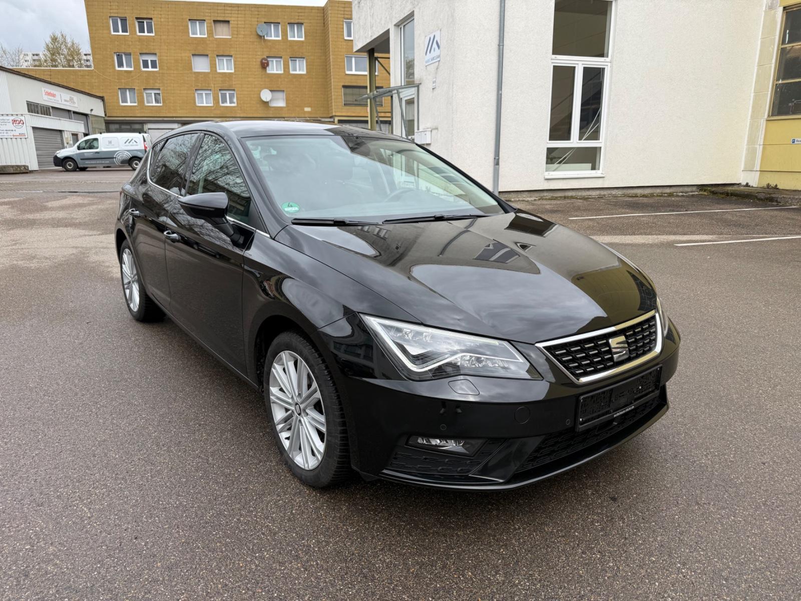 Seat Leon Xcellence Navi K-Go LED NR S-Heft