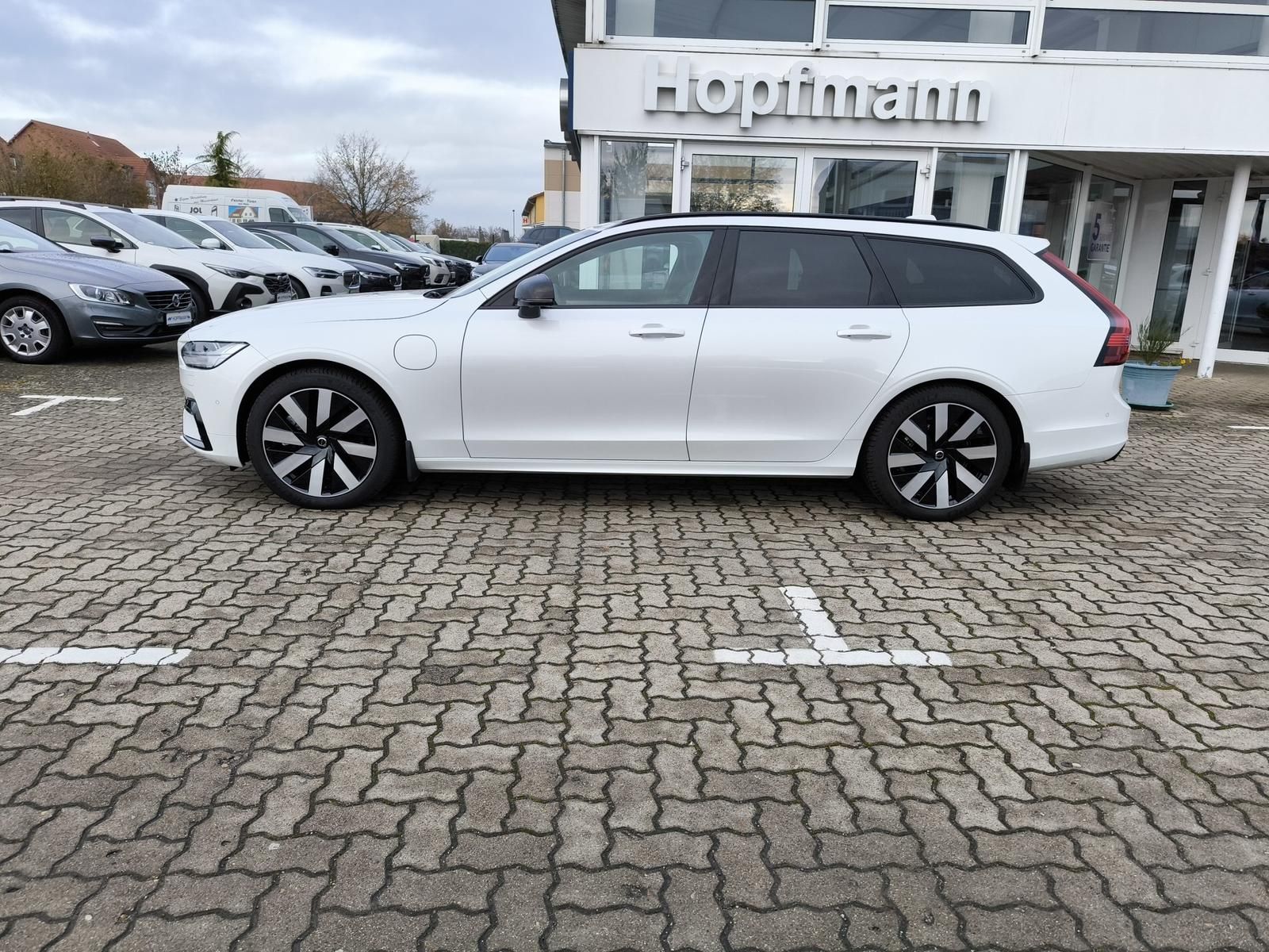 Volvo V90 - Bild 2