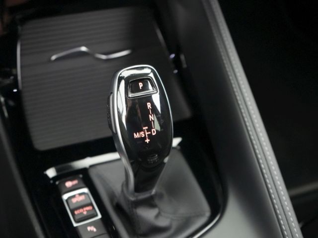 X2 sDrive 18 i ADVANTAGE PLUS DCT+NAVI+SITZHEIZU