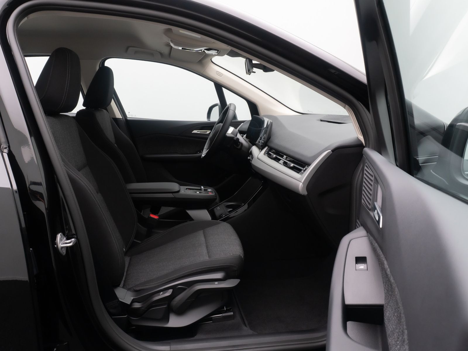Fahrzeugabbildung BMW 216i Active Tourer GeschwindigR Alarm DAB Kamera