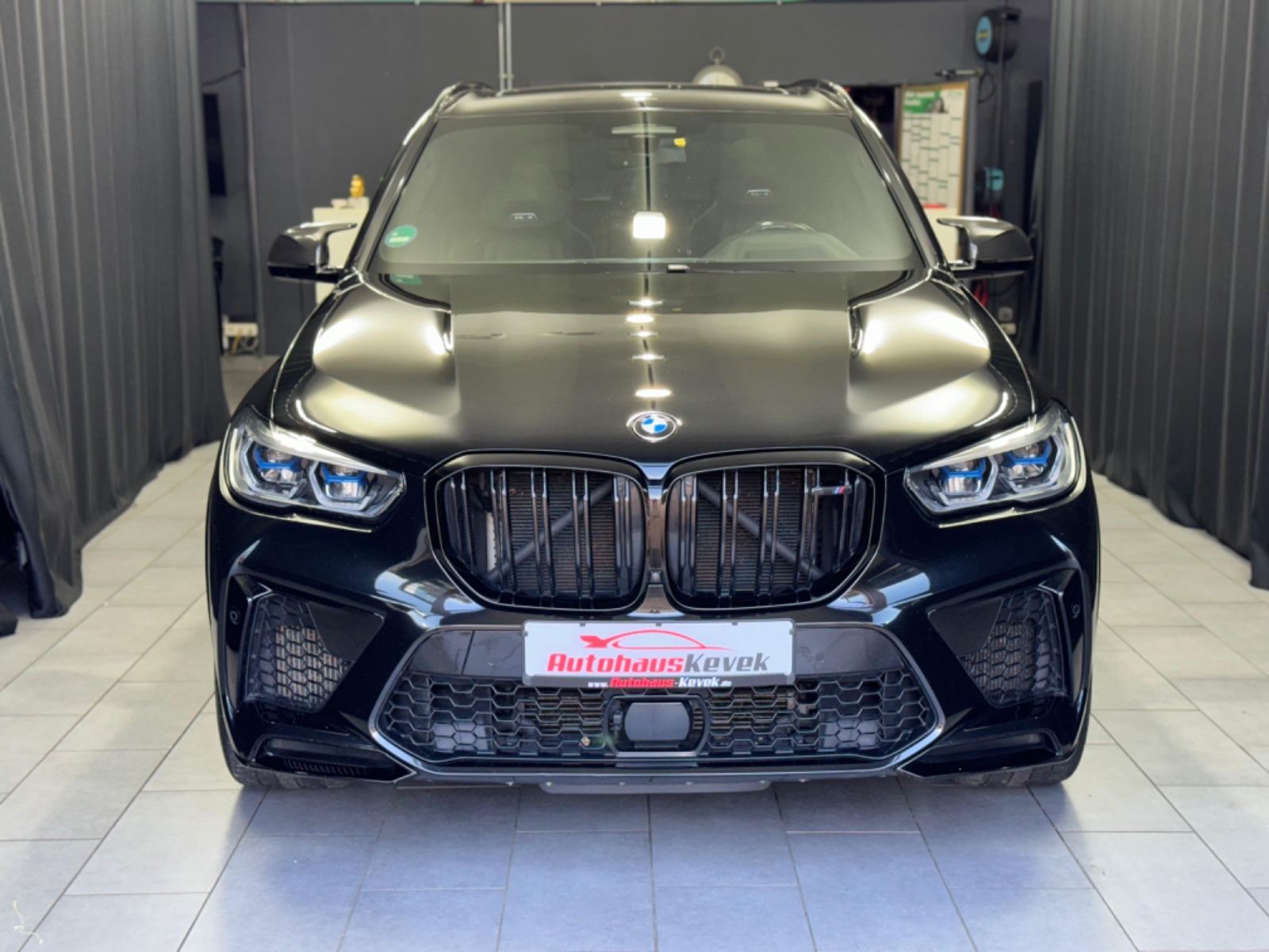 Fahrzeugabbildung BMW X5 M Competition*MASSAGE*PANO*AHK*SOFT-CLOSE*ACC